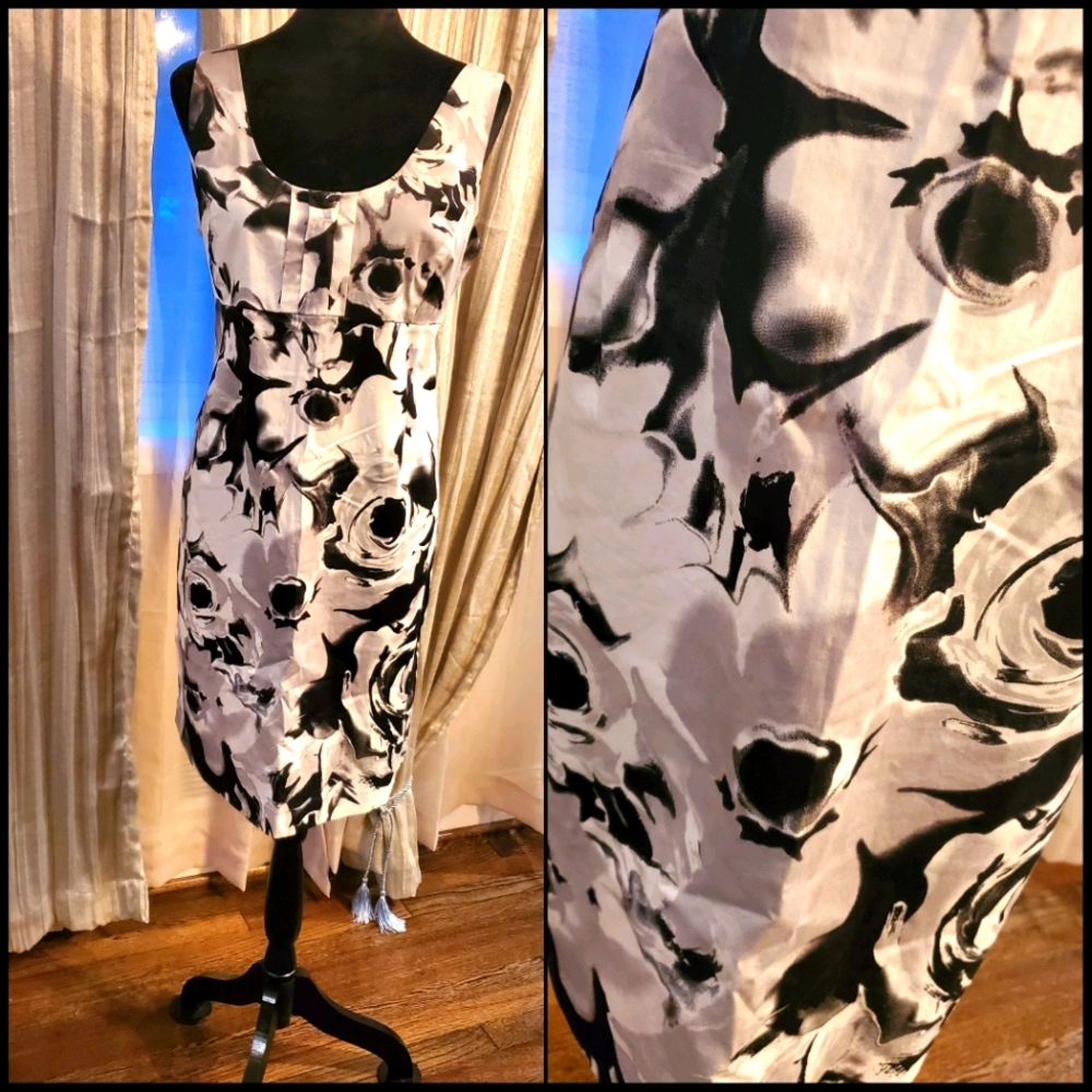Sleeveless sheath